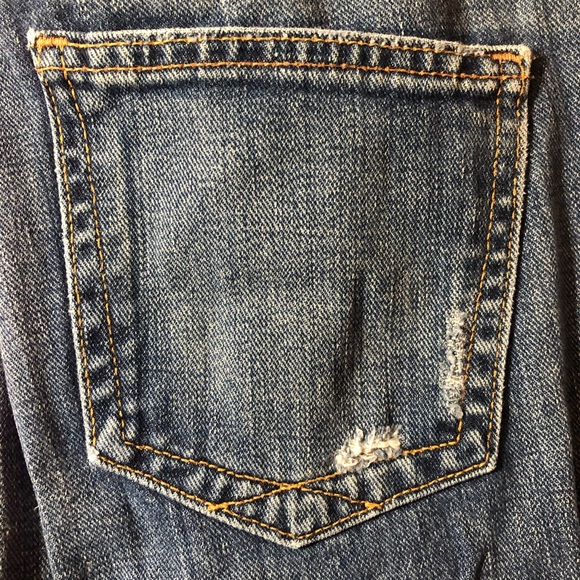 GAP Long and Lean Jean - Picture 1 of 7